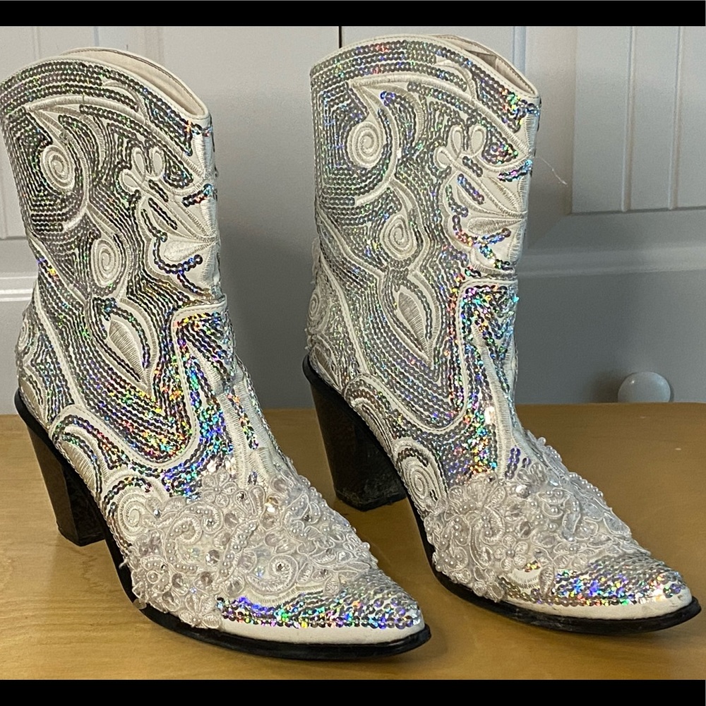 Bridal Cowboy boots with snake skin pattern heel, perfect for a bachelorette!